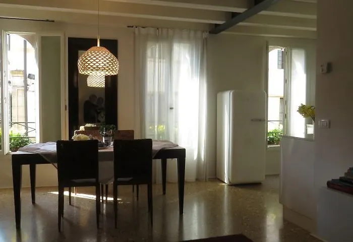 Nocleg ze śniadaniem San Leonardo 4*