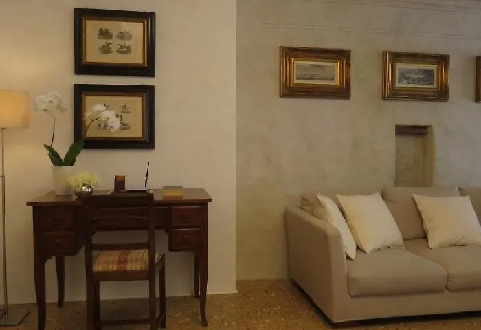 San Leonardo Bed & Breakfast 4*